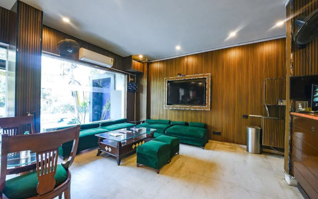 Fabhotel Bharat Continental