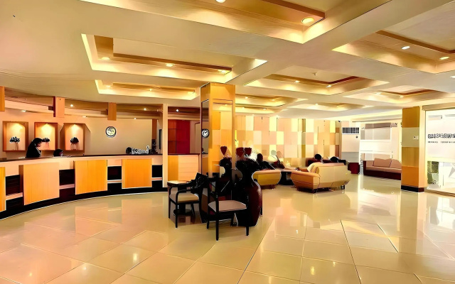 Grand Astoria Hotel