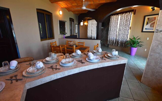 Hotel Villa Flores