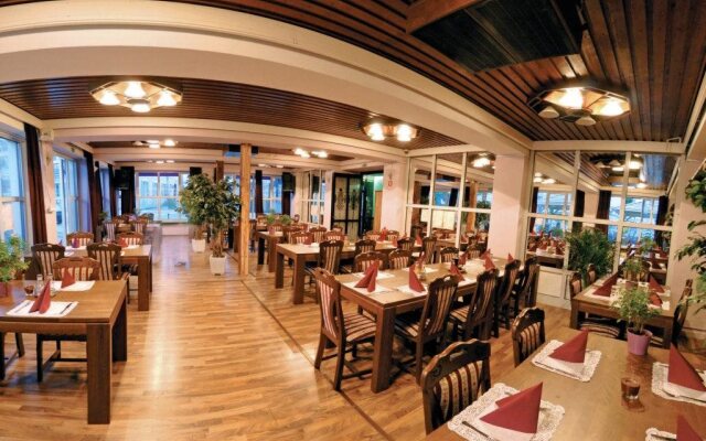 Hotel Dvorec