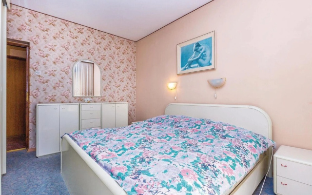 Stunning Home in Crikvenica With Wifi and 3 Bedrooms