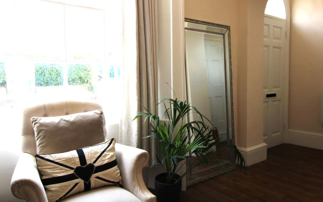 Sterling House @ Short Stays