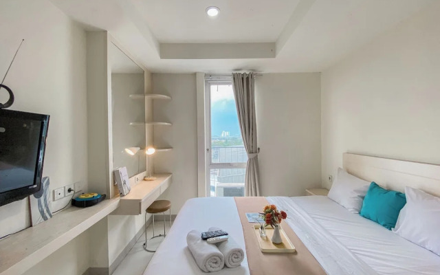 Modern Look and Restful Studio at Azalea Suites Apartment