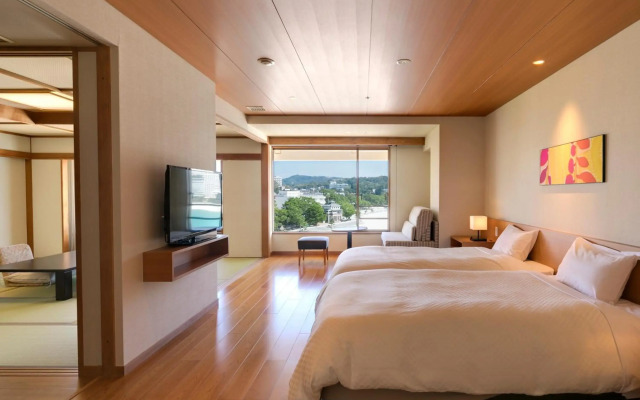Shiraraso Grand Hotel