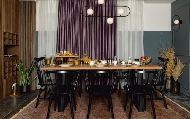 NAIADES the residence ioannina castle