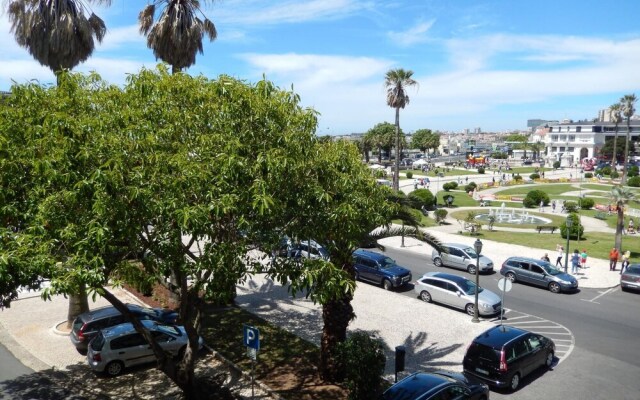 Rent4rest Estoril Beachfront Apartments - 1 Bedroom