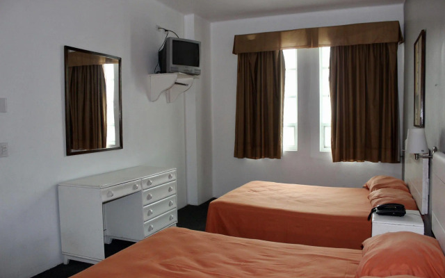 Hotel Plaza del Arco Express