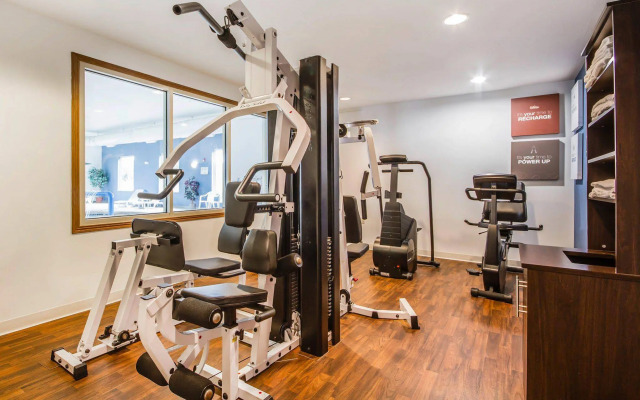 Comfort Suites at Par 4 Resort