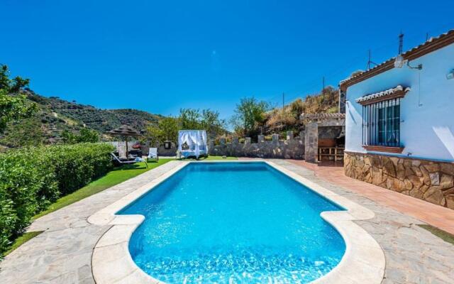 Villa Yasleni Arenas by Ruralidays