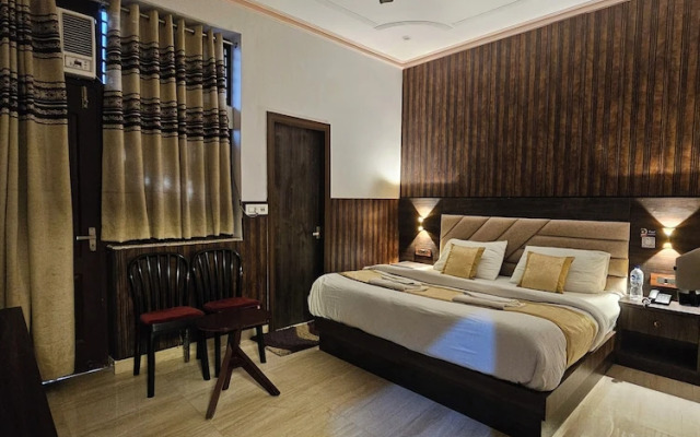 Shri Krishna Divine Dham