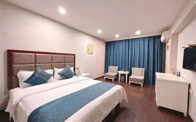 Ruixiang Business Hotel