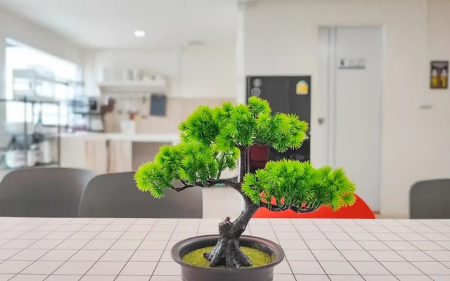 GAO Phala beachfront hostel & pool villa