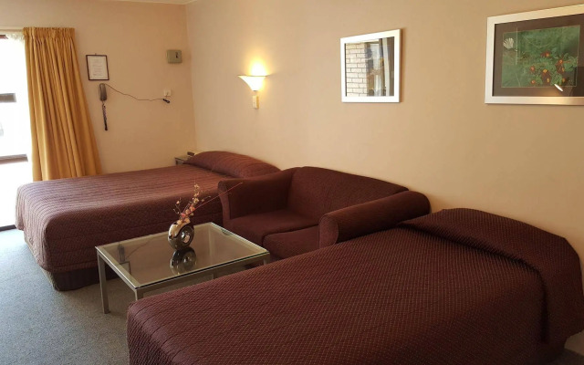 Aywon Motel