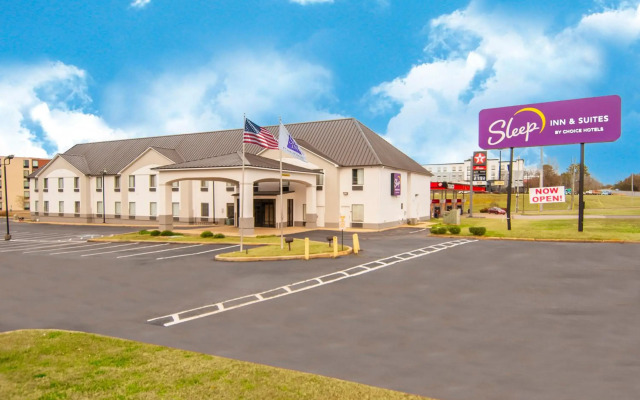 Sleep Inn & Suites