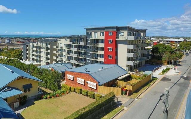 Gladstone Central Plaza