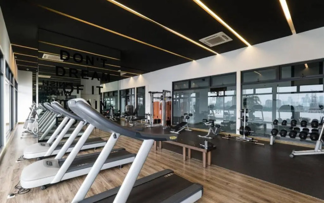 NEW! French Style 3BR 8pax Mytown Sunway Velocity