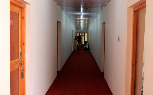 TIH Hotel Mahay Palace