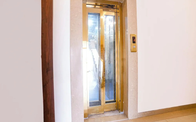 Fabhotel Sunshine Residency