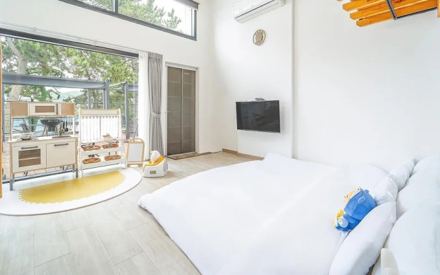 Yeosu Sea&blue Family Pension
