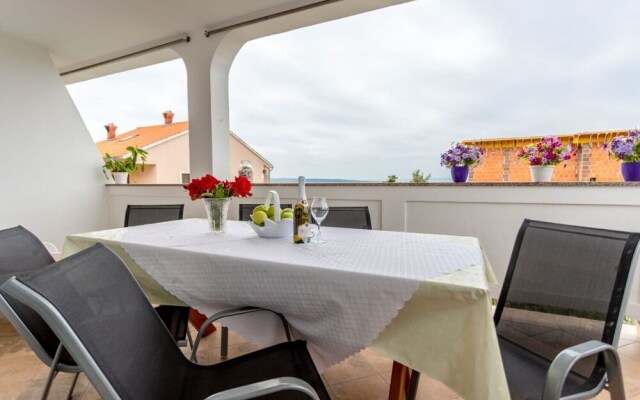 Nada- sea View - A2 - Crveni