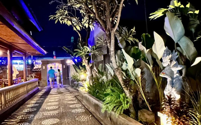 Puri Bali Lovina