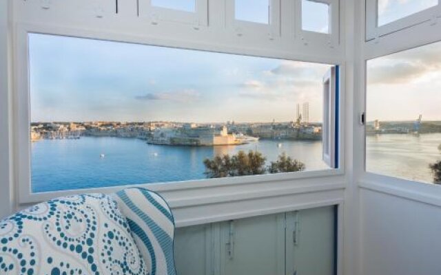 Valletta Suite Drew