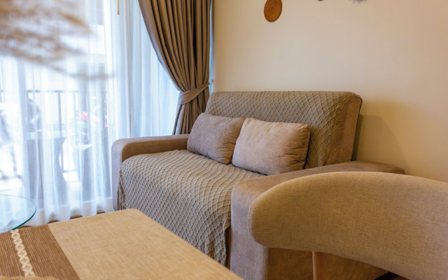 1BR Walk to Lamai Beach Sauna & Gym C264
