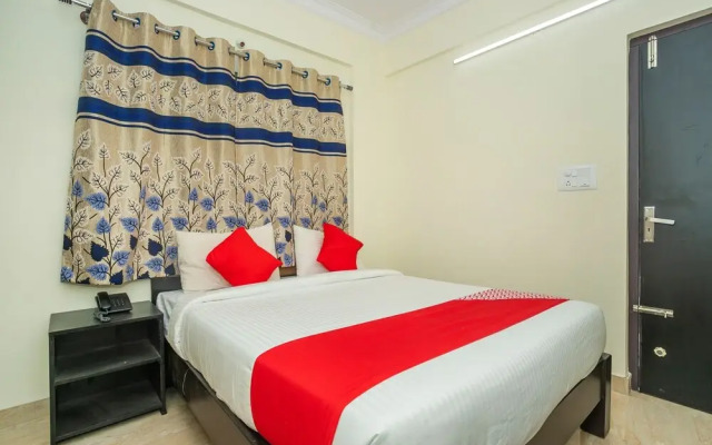 Oyo 28119 Omkar Global Inn