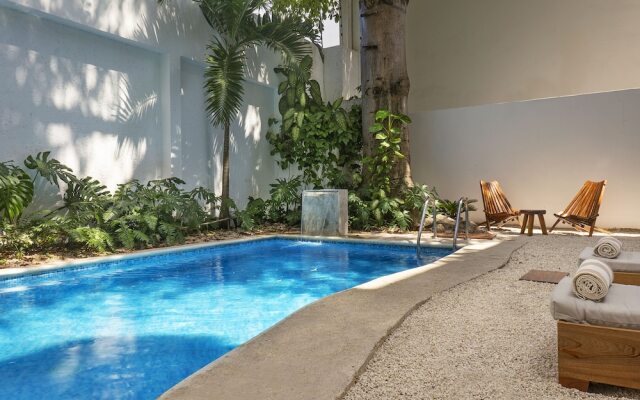 Rodina Boutique Hotel