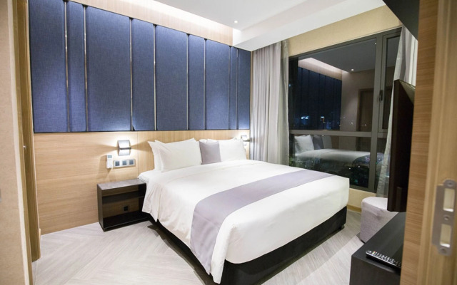 One Residence Hotel & Apartment