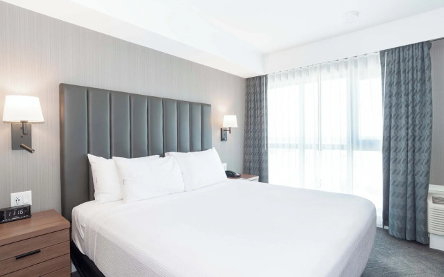 Sandman Signature Saskatoon South Hotel