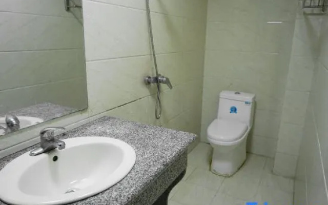 Quzhou Zhenxing Hotel