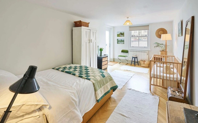 Host Stay Brunswick Place Flat