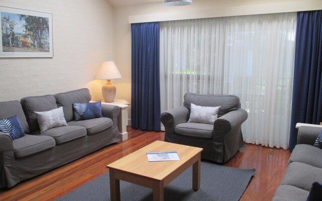 Oystercatcher Executive Resort Villa