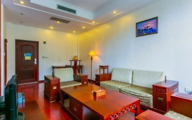 Dongxing Jingdao Hotel