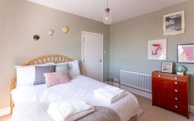Old Town Trinity Apt No 5 by Adliv Host