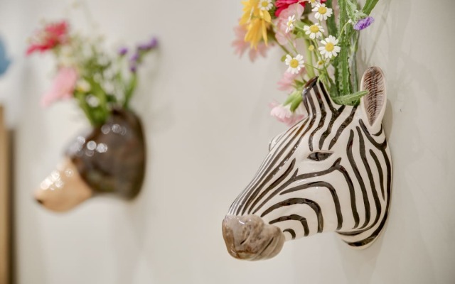 The Earl's Court Retreat - Modern & Central 2BDR with Garden