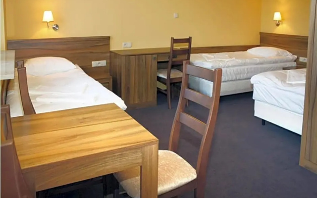Hotel Ambasada