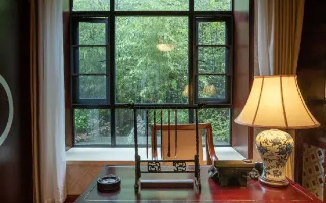 Cunshi Manor Hotel