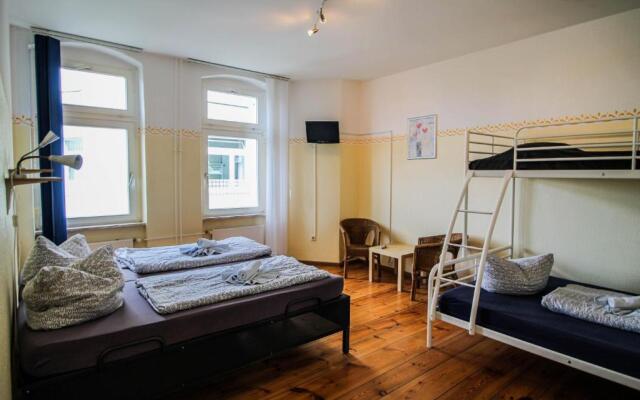 Apartments Kolo 77