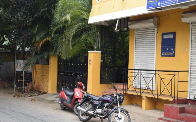 Hotel Auro Mandir