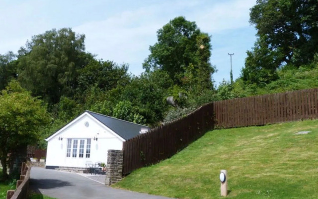 Holiday Home Cysgod y Coed