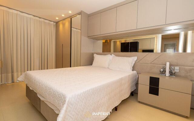 511A - Luxuosa Cobertura na praia de Bombas