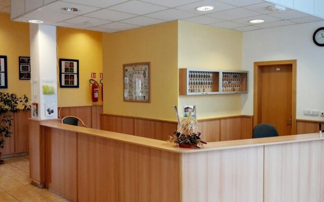 Vzdělávací Středisko a Hotel