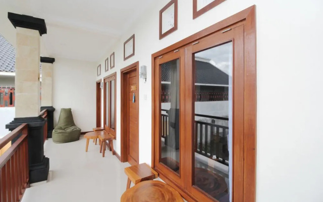 Airy Seminyak Belong 46 Kuta Bali