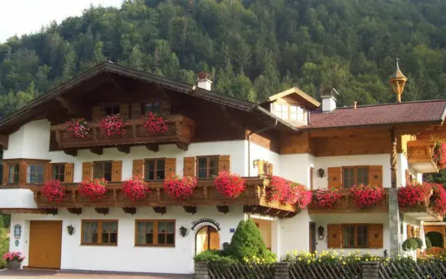 Haus Elfi