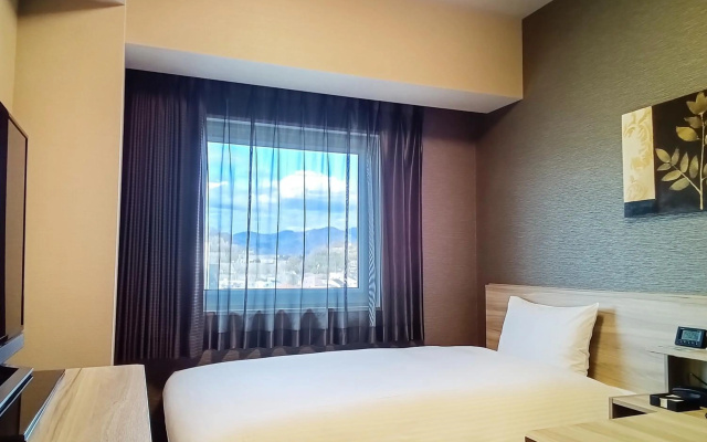 Hotel Route Inn Tsuyama Ekimae – Guest Rooms – Tsuyama