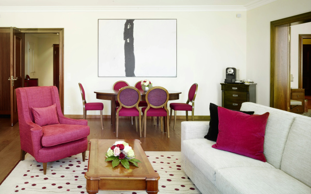 Suvretta House – Guest Rooms – St. Moritz