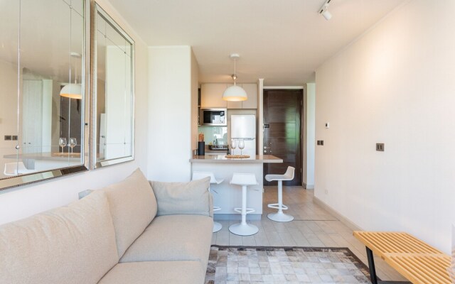 Bellet Design - 2BR w/Pool, Gym & Parking