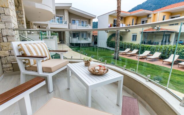 Lobelia Luxury Suites